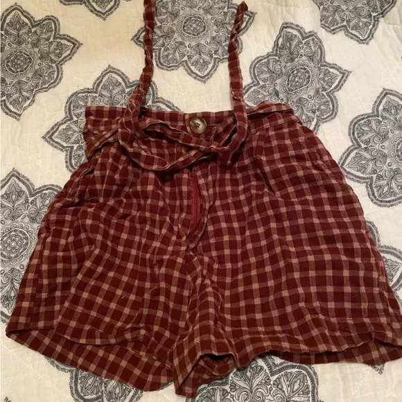Plaid belted paper bag shorts - Picture 1 of 2